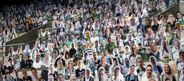 Футбольные клубы Узбекистана разместят снимки болельщиков на трибунах Футбольные клубы Узбекистана разместят снимки болельщиков на трибунах - Sputnik Узбекистан