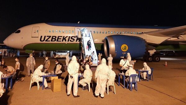 Рейс с гражданами Узбекистана прибыл из ОАЭ - Sputnik Ўзбекистон