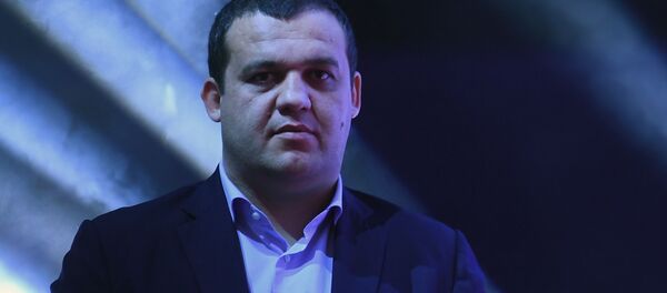 Генеральный секретарь Федерации бокса России Умар Кремлёв на церемонии награждения призеров чемпионата мира по боксу AIBA среди женщин (13 октября 2019). Улан-Удэ - Sputnik Узбекистан