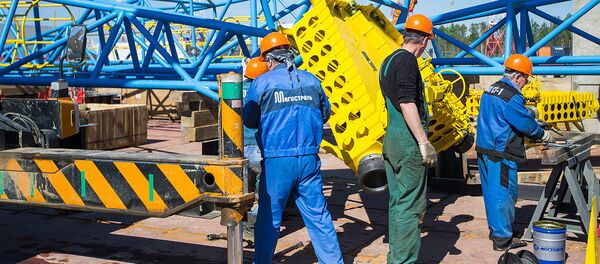 Монтаж оборудования на космодроме Восточный в Амурской области Монтаж оборудования на космодроме Восточный в Амурской области - Sputnik Узбекистан