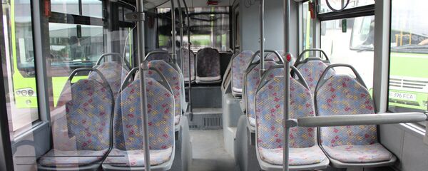 Возобновление движения общественного транспорта в Ташкенте Возобновление движения общественного транспорта в Ташкенте - Sputnik Узбекистан