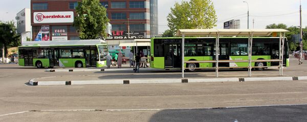 Возобновление движения общественного транспорта в Ташкенте - Sputnik Узбекистан