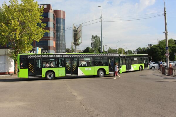 Возобновление движения общественного транспорта в Ташкенте - Sputnik Узбекистан