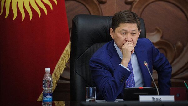 Бывший премьер-министр КР Сапар Исаков. Архивное фото - Sputnik Узбекистан