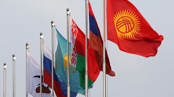 Флаги стран ЕАЭС. Архивное фото - Sputnik Узбекистан