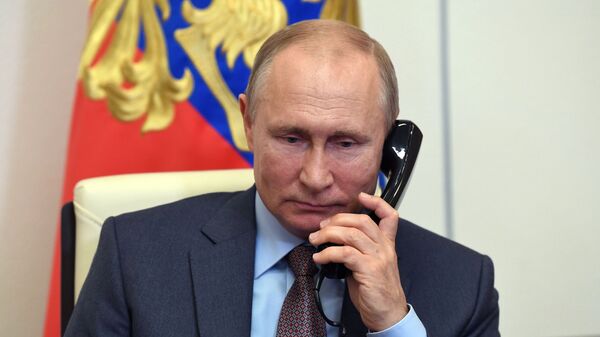 Президент РФ В. Путин провел встречу с премьер-министром РФ М. Мишустиным - Sputnik Ўзбекистон