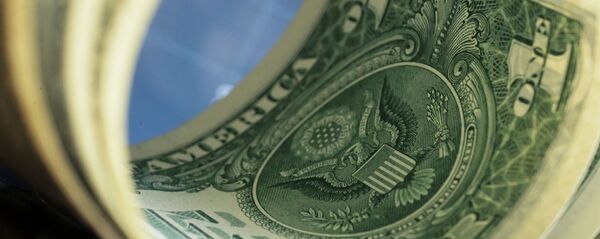 Денежные купюры США. - Sputnik Ўзбекистон