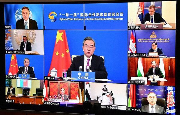 Камилов отметил важность развития цифровой медицины в период пандемии - Sputnik Узбекистан