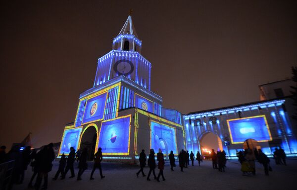 Световое шоу на Спасской башне Казанского Кремля - Sputnik Узбекистан