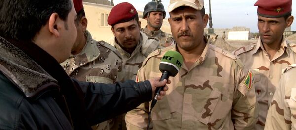 Ироқ сапёри Ар-Рамадий шаҳрида Ислом Давлати ҳаракатлари ҳақида гапирмоқда. Ироқ сапёри Ар-Рамадий шаҳрида Ислом Давлати ҳаракатлари ҳақида гапирмоқда. - Sputnik Ўзбекистон