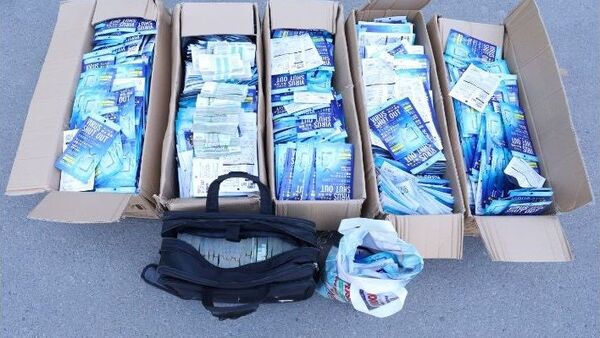 В Ташкенте мужчина пытался продать блокаторы вирусов за 306 миллионов сумов - Sputnik Ўзбекистон