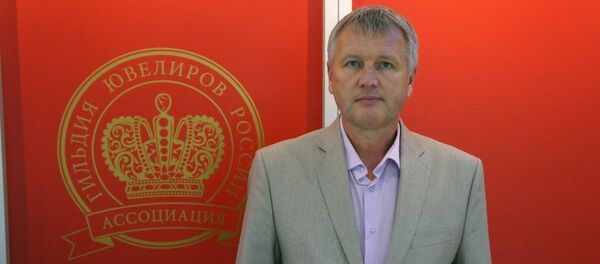 Генеральный директор Ассоциации Гильдия ювелиров России Эдуард Уткин - Sputnik Узбекистан