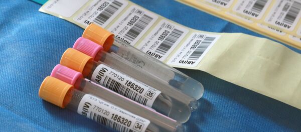 Тестирование на наличие антител к COVID-19 Тестирование на наличие антител к COVID-19 - Sputnik Ўзбекистон