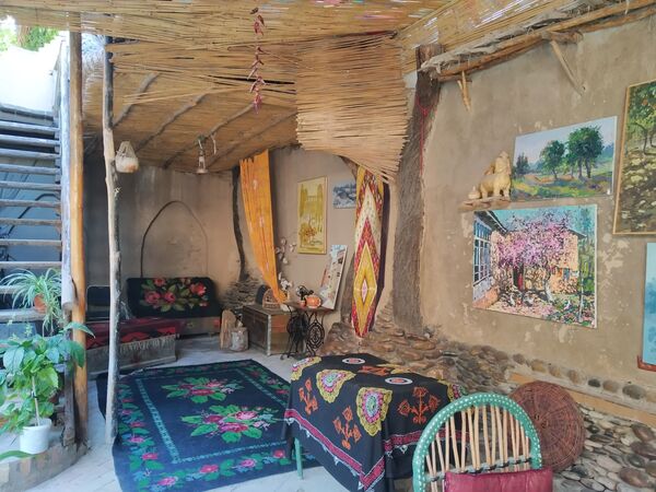 Искусство просит: без жертв — что ждет арт-галерею Human House - Sputnik Узбекистан