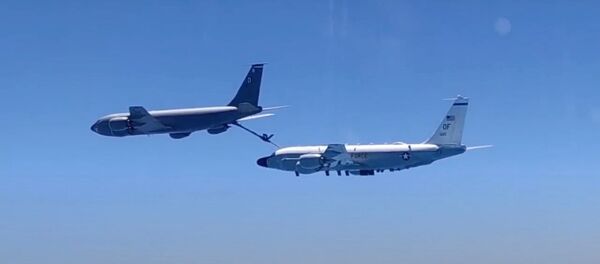 Перехват самолетов-разведчиков ВВС США над Черным морем - Sputnik Ўзбекистон