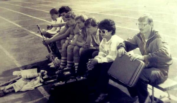 Хоккеистка Алина Хам на Олимпиаде-80: японские кроссовки и защита фамилии Хоккеистка Алина Хам на Олимпиаде-80: японские кроссовки и защита фамилии - Sputnik Узбекистан