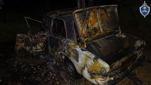 В горящем авто в Сурхандарьинской области сгорели двое человек - Sputnik Узбекистан