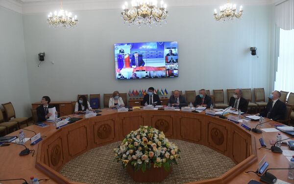 86-е заседание Экономического совета СНГ прошло в режиме видеоконференцсвязи - Sputnik Узбекистан