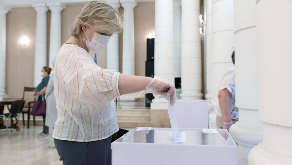 Голосование в особом режиме: волеизъявление россиян в Ташкенте - Sputnik Узбекистан