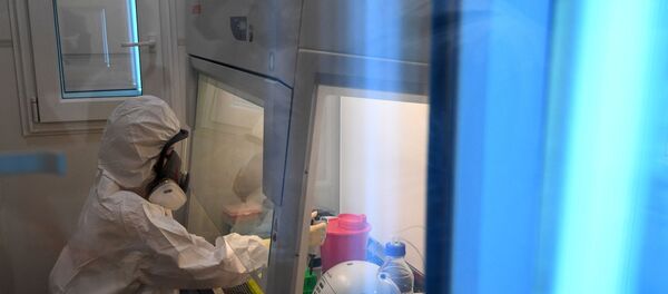 Передвижная лаборатория для тестирования на коронавирус  - Sputnik Узбекистан