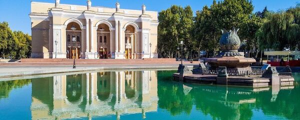 Государственный академический Большой театр Узбекистана имени Алишера Навои - Sputnik Узбекистан