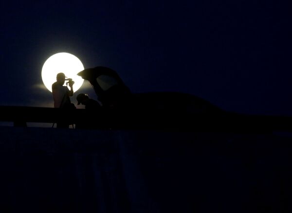 Фотографирование полной луны в Мексике  - Sputnik Узбекистан