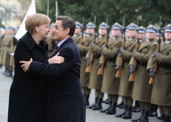 Германия канцлери Ангела Меркель ва Франция президенти Николь Саркози, 2011 й. - Sputnik Ўзбекистон