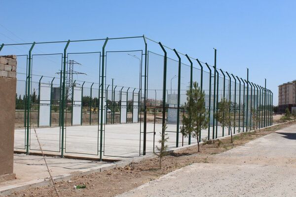 В Карши достраивают аллею с фонтаном и стадион — фото - Sputnik Узбекистан