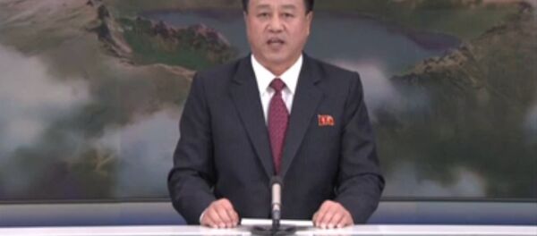 Шимолий Корея телевидениеси диктори водород бомбаси синовдан ўтказилгани ҳақида хабар қилмоқда. Шимолий Корея телевидениеси диктори водород бомбаси синовдан ўтказилгани ҳақида хабар қилмоқда. - Sputnik Ўзбекистон