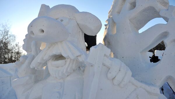 Ледяное шоу снежных скульптур - Sputnik Узбекистан