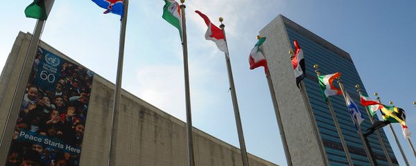 Здание ООН в Нью-Йорке Здание ООН в Нью-Йорке - Sputnik Узбекистан