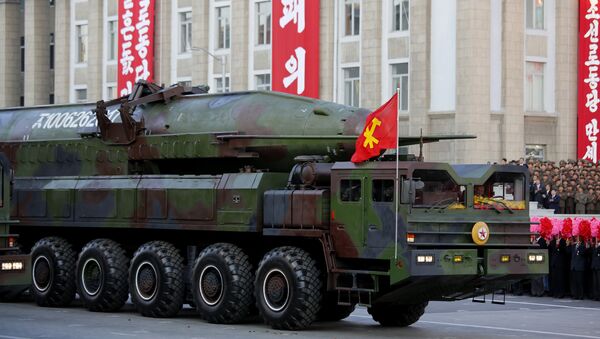 Ballisticheskie raketi na parade v Pxenyane. Severnaya Koreya - Sputnik O‘zbekiston