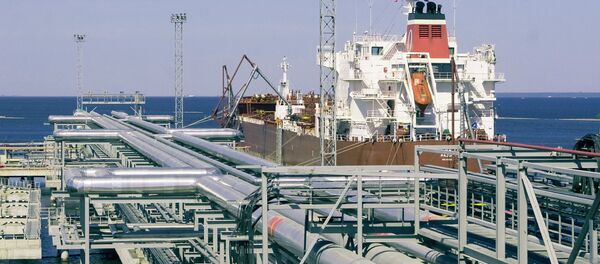 Петербургский нефтяной терминал Петербургский нефтяной терминал - Sputnik Узбекистан