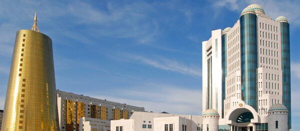 Здание парламента Республики Казахстан Здание парламента Республики Казахстан - Sputnik Узбекистан