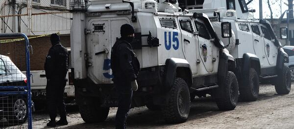 Туркияда портлаш рўй берган жойни полициячилар қуршаб олди. - Sputnik Ўзбекистон