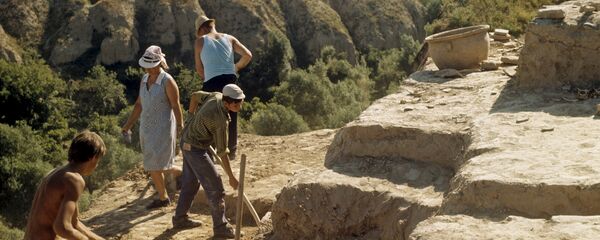 Археологик ишлар Археологик ишлар - Sputnik Ўзбекистон