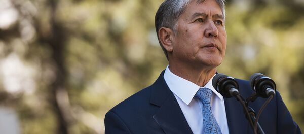 Алмазбек Атамбаев - Sputnik Ўзбекистон