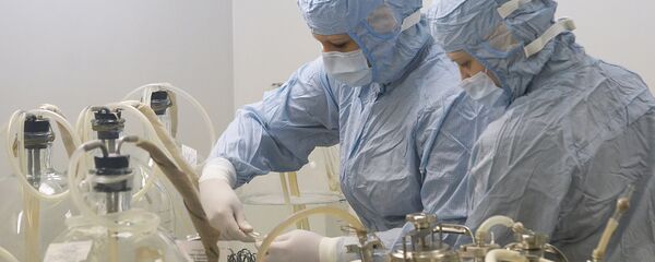 Производство вакцины против гриппа A/H1N1  - Sputnik Ўзбекистон