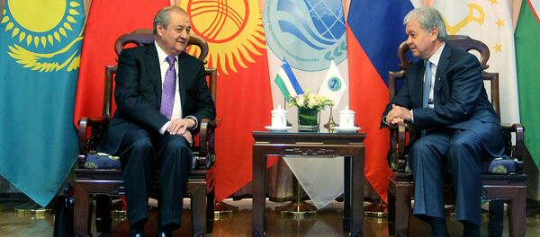 Глава МИД Узбекистана Абдулазиз Камилов и Генскк ШОС Рашид Алимов - Sputnik Узбекистан