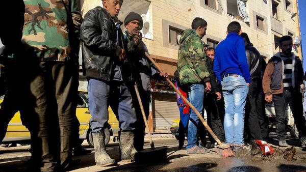 Последствия двойного теракта в шиитском квартале Саида Зайнаб в Дамаске - Sputnik Узбекистан