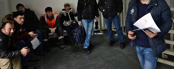 Saxarovo qishlog‘idagi Migratsiya markazi Saxarovo qishlog‘idagi Migratsiya markazi - Sputnik O‘zbekiston