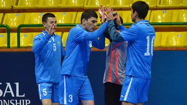 Игроки сборной Узбекистана по футзалу - Sputnik Узбекистан