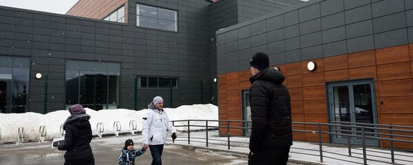 Мэр Москвы С. Собянин принял участие в открытии здания миграционного центра Мэр Москвы С. Собянин принял участие в открытии здания миграционного центра - Sputnik Ўзбекистон