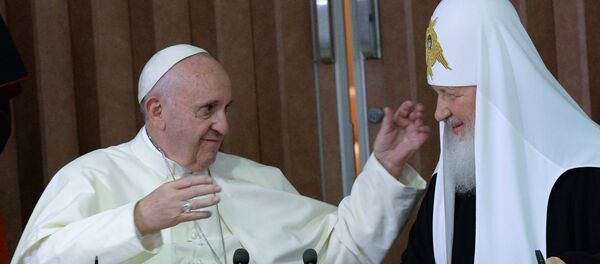 Встреча патриарха Московского и всея Руси Кирилла с папой римским Франциском Встреча патриарха Московского и всея Руси Кирилла с папой римским Франциском - Sputnik Узбекистан