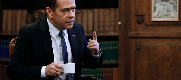Председатель правительства РФ Дмитрий Медведев - Sputnik Узбекистан