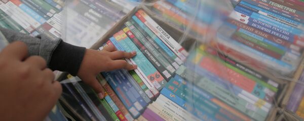 Школьная ярмарка  - Sputnik Узбекистан