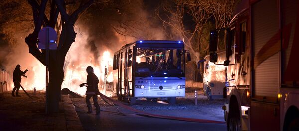 Взрыв в центре Анкары Взрыв в центре Анкары - Sputnik Узбекистан