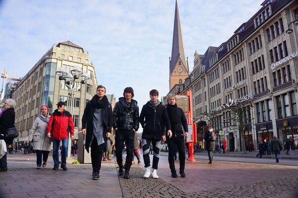 Группа НА-НА на прогулке - Sputnik Узбекистан