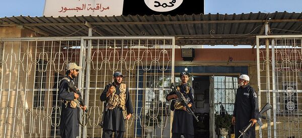 Боевики Исламского государства (ИГИЛ) Боевики Исламского государства (ИГИЛ) - Sputnik Узбекистан