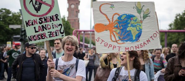 Таркибида ГМО бўлган маҳсулотларга қарши намойиш Таркибида ГМО бўлган маҳсулотларга қарши намойиш - Sputnik Ўзбекистон